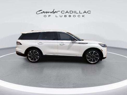 Used 2026 Lincoln Aviator Reserve RWD image 2