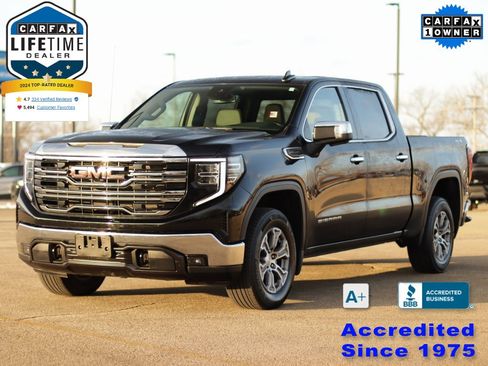Used 2025 GMC Sierra 1500 SLT image 3
