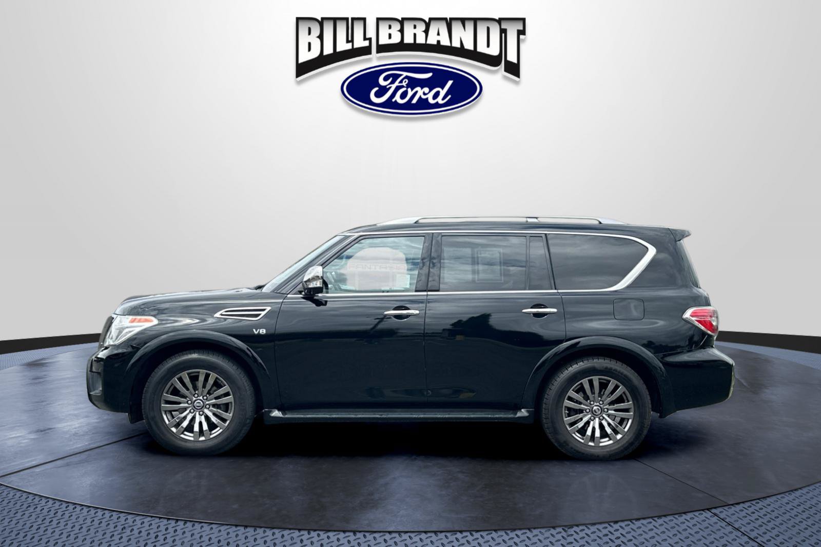 Used 2019 Nissan Armada Platinum w/ Captain's Chairs Package RWD image 6