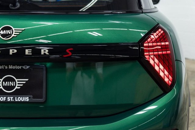 Certified 2026 MINI Cooper S FWD image 11