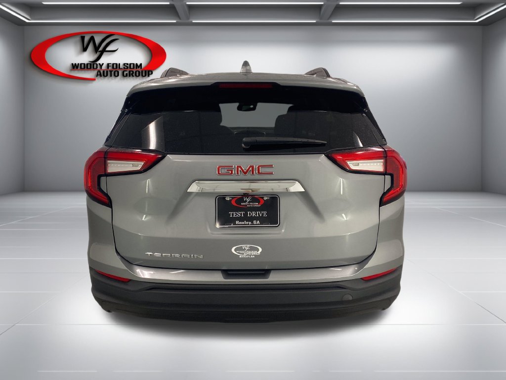 Used 2024 GMC Terrain SLE w/ Driver Convenience Package FWD image 7