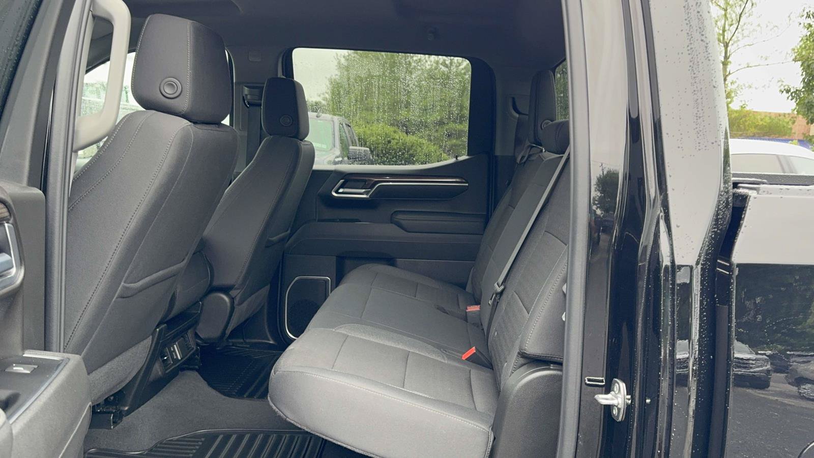 Used 2026 Chevrolet Silverado 1500 LT AWD/4WD image 17