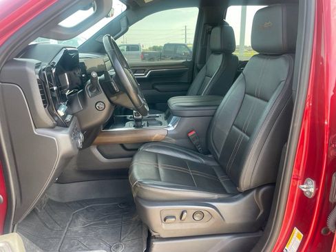 Used 2023 Chevrolet Silverado 1500 High Country w/ Technology Package AWD/4WD image 7