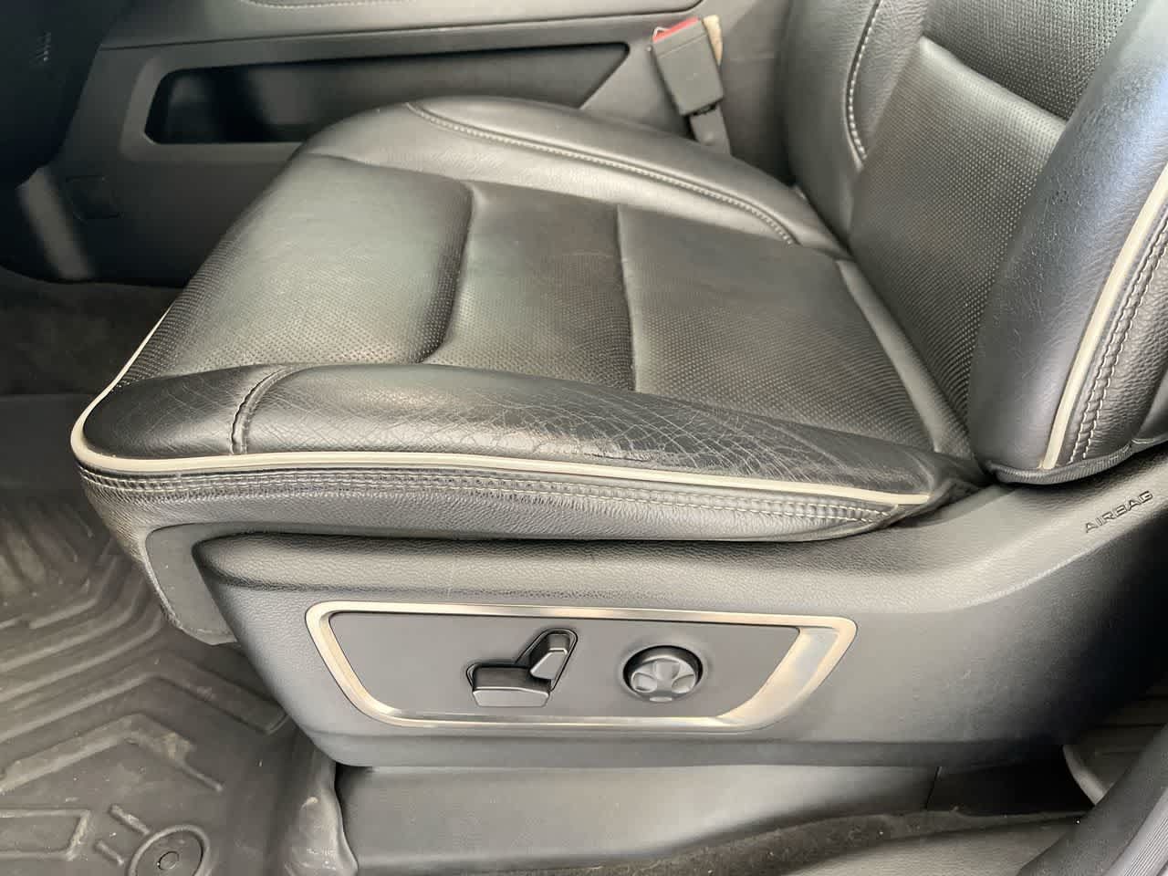 Used 2020 RAM 1500 Limited w/ Body-Colour Bumper Group AWD/4WD image 12