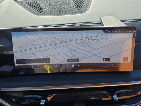 New 2026 BMW X5 xDrive40i w/ Executive Package image 19