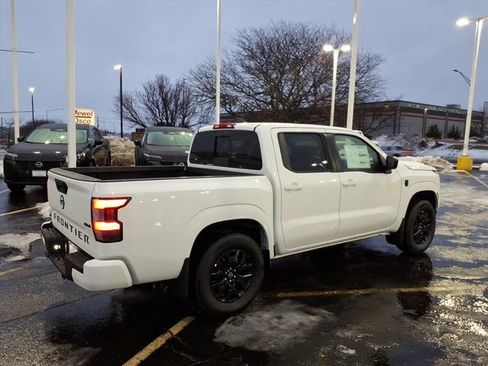 New 2026 Nissan Frontier SV w/ Tow Package image 3