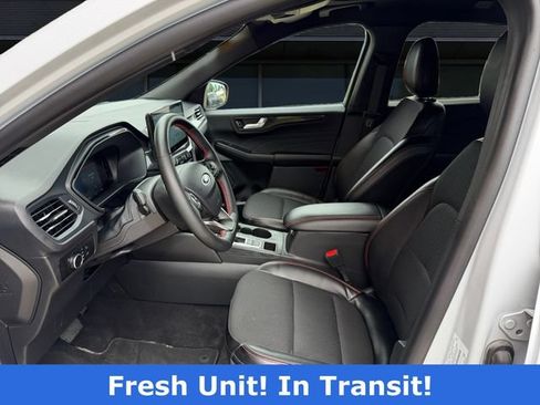Certified 2025 Ford Escape ST-Line w/ Tech Pack #1 AWD/4WD image 9