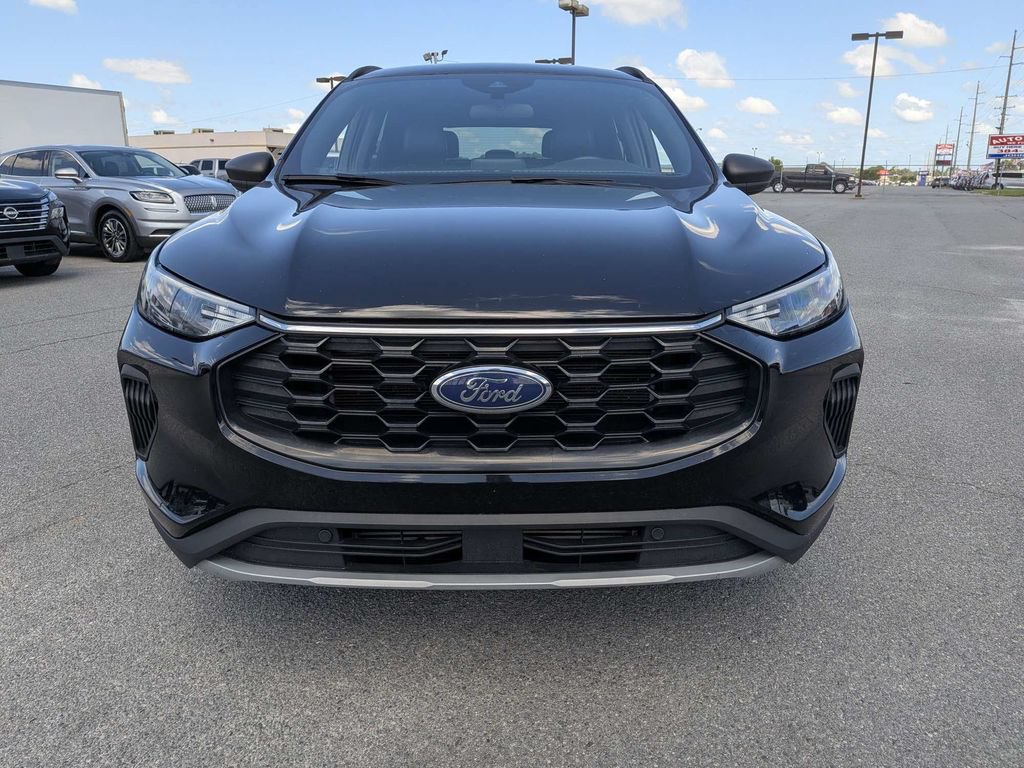 Used 2025 Ford Escape ST-Line FWD image 9