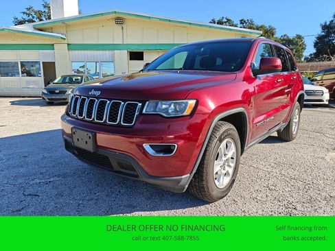 Used 2017 Jeep Grand Cherokee Laredo w/ Quick Order Package 23E AWD/4WD image 1