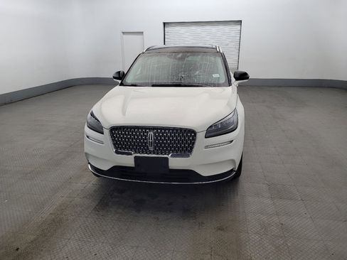 Used 2022 Lincoln Corsair AWD w/ Premium Package image 15
