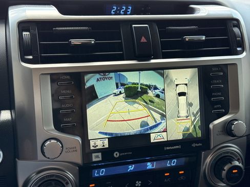 Used 2023 Toyota 4Runner Limited image 27