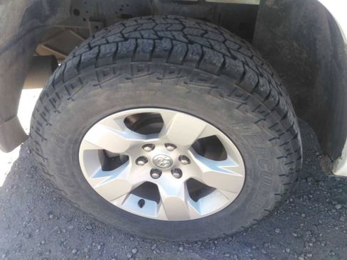 Used 2022 RAM 1500 Big Horn AWD/4WD image 8