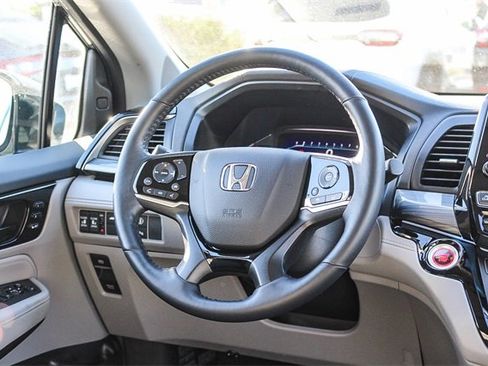 Used 2023 Honda Odyssey Elite image 22