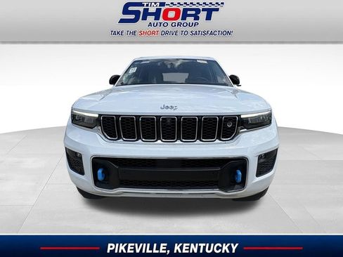 Used 2022 Jeep Grand Cherokee Overland w/ Advanced Protech Group III AWD/4WD image 1