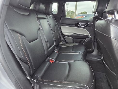 Used 2024 Jeep Compass Limited image 24