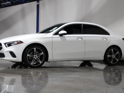 Used 2019 Mercedes-Benz A 220 A 220 image 4