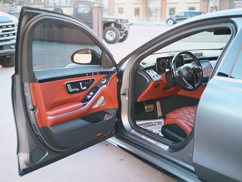 Used 2022 Mercedes-Benz S 580 4MATIC Sedan image 7