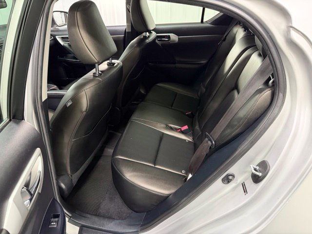 Used 2012 Lexus CT 200h Premium w/ Premium Audio Pkg FWD image 8
