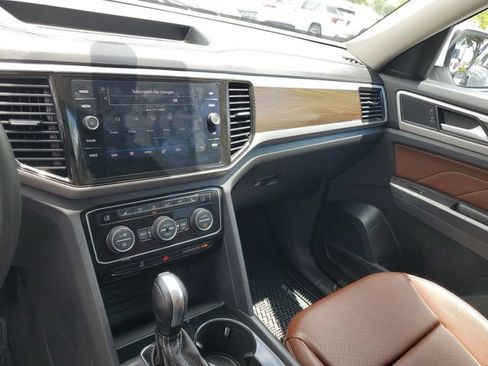 Used 2023 Volkswagen Atlas SE FWD image 26