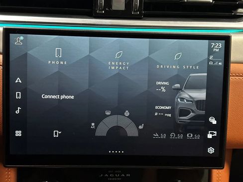 Used 2025 Jaguar F-PACE R-Dynamic S image 40