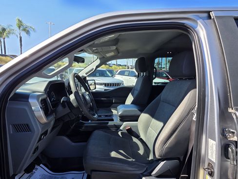 Used 2021 Ford F150 XL w/ Trailer Tow Package image 12