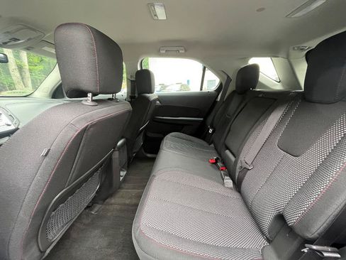 Used 2017 Chevrolet Equinox LS FWD image 20
