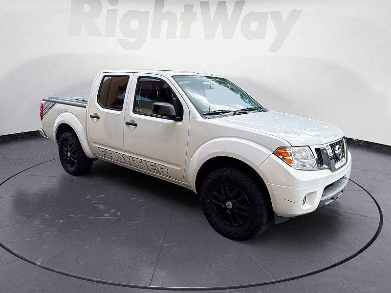 Used 2016 Nissan Frontier SV w/ SV Value Truck Package AWD/4WD image 7