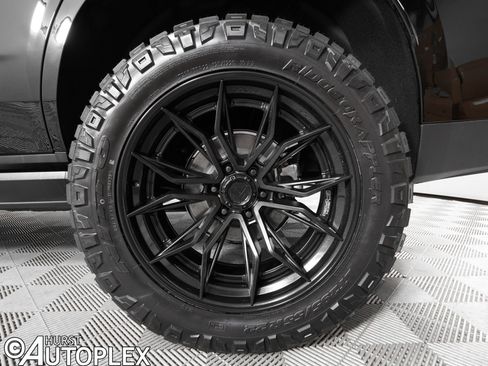 Used 2026 GMC Yukon AT4 Ultimate w/ LPO, Floor Liner Package image 36