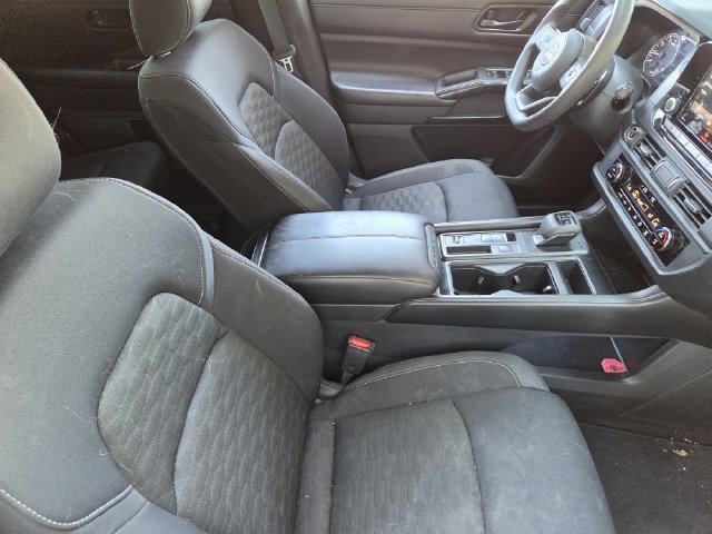 Used 2023 Nissan Pathfinder S FWD image 18