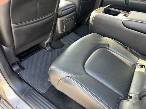 Used 2022 INFINITI QX80 Luxe w/ Cargo Package RWD image 36