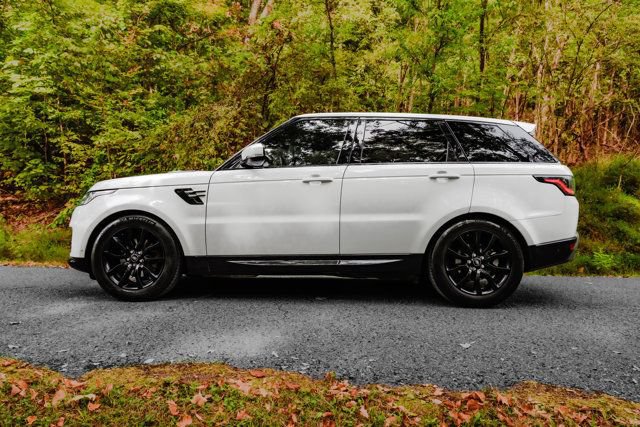 Used 2018 Land Rover Range Rover Sport HSE AWD/4WD image 5