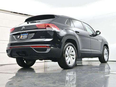 Used 2023 Volkswagen Atlas Cross Sport SE w/ Panoramic Sunroof Package AWD/4WD image 32