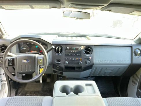 Used 2013 Ford F250 XL w/ PWR Equipment Group AWD/4WD image 18
