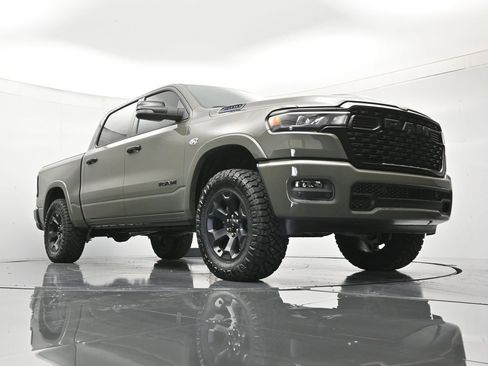 New 2026 RAM 1500 4x4 Crew Cab image 37