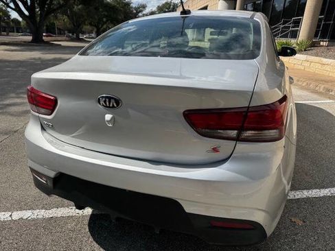 Used 2018 Kia Rio S image 11