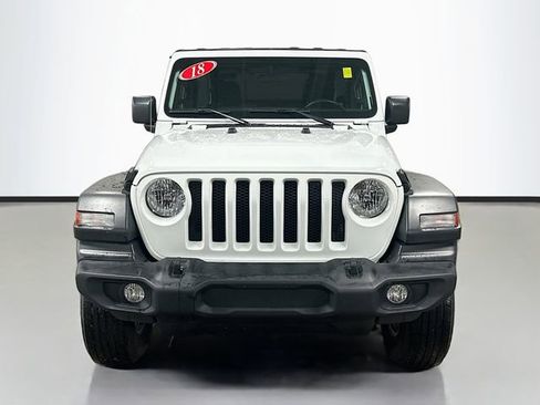 Used 2018 Jeep Wrangler Sport S image 4