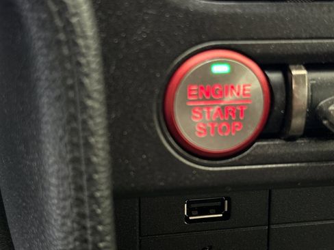 Certified 2021 Ford Mustang Shelby GT500 w/ Technology Package image 23