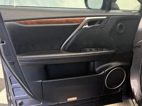 Used 2022 Lexus RX 350L Premium w/ Premium Package AWD/4WD image 19