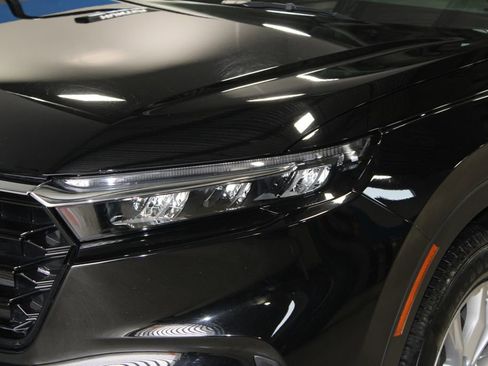 Certified 2024 Honda CR-V EX image 2