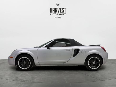 Used 2003 Toyota MR2 w/ Preferred Accessory Pkg RWD image 4