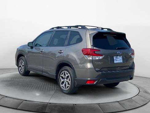 Used 2021 Subaru Forester Premium w/ Popular Package #1 AWD/4WD image 3