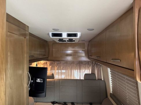 Used 2020 Mercedes-Benz Sprinter 3500 image 33