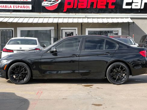 Used 2018 BMW 320i Sedan image 16