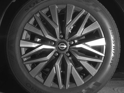 Used 2025 Nissan Altima 2.5 SV image 12