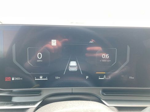 Used 2025 Kia Carnival SX image 41