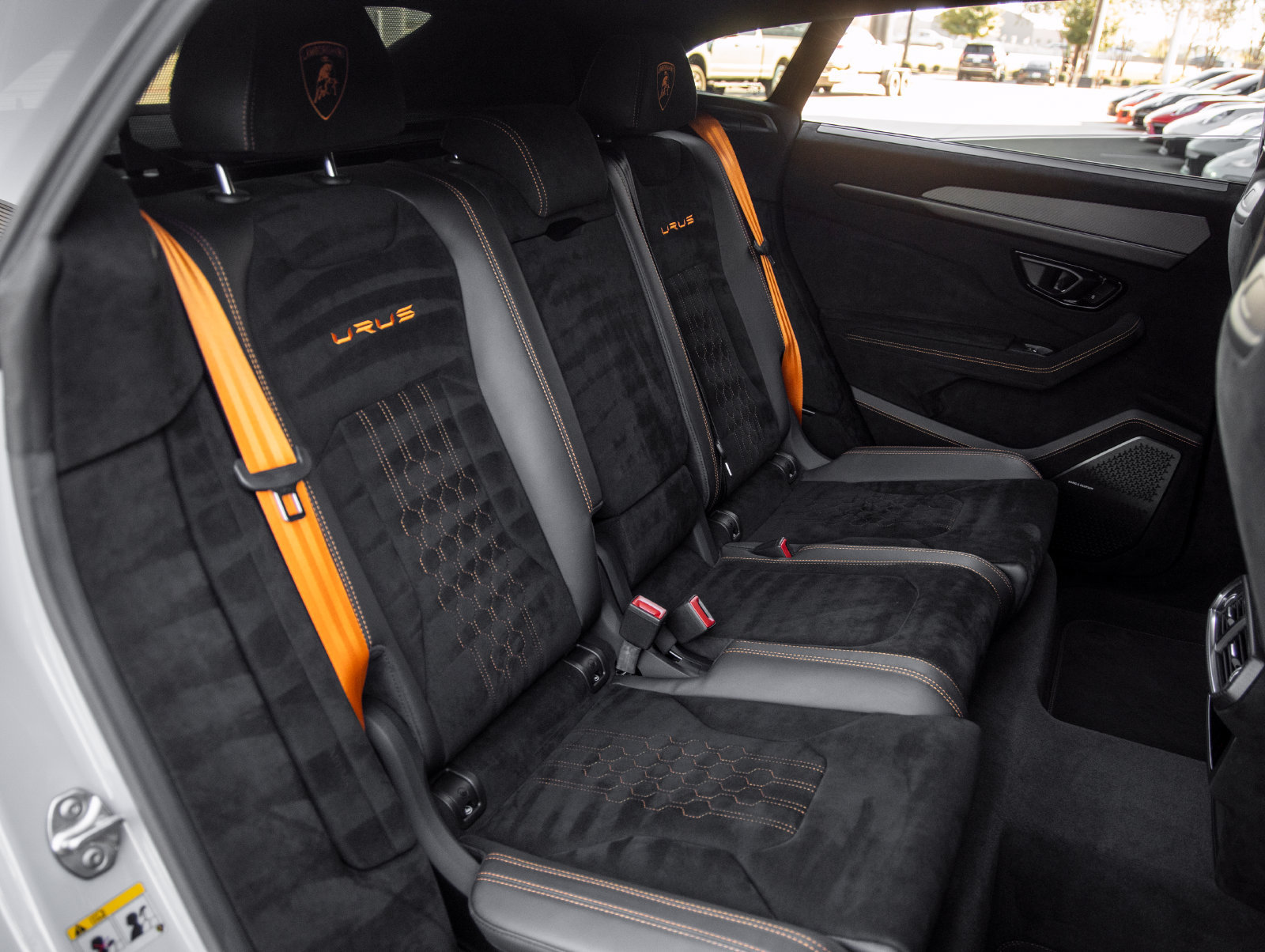 Used 2024 Lamborghini Urus Performante AWD/4WD image 57