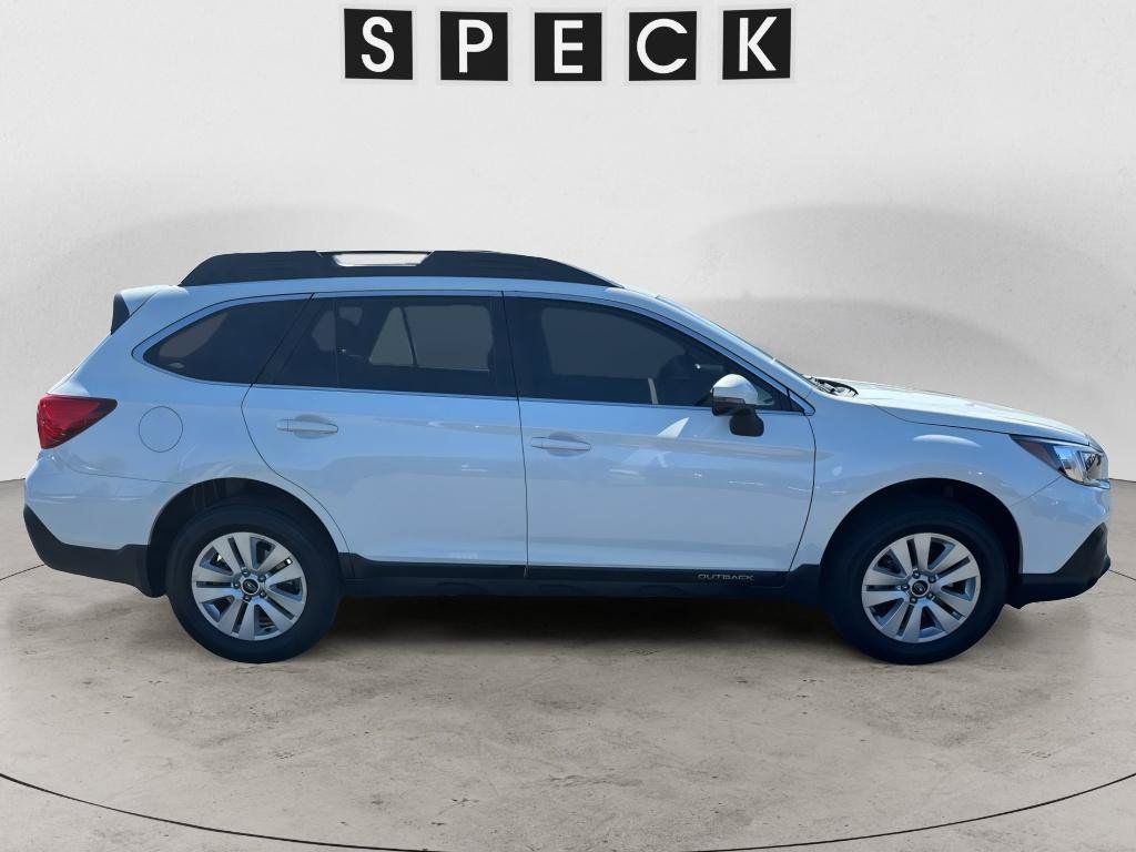 Used 2019 Subaru Outback 2.5i Premium w/ Popular Package #2 AWD/4WD image 6