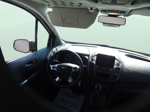 Used 2020 Ford Transit Connect XLT FWD image 10