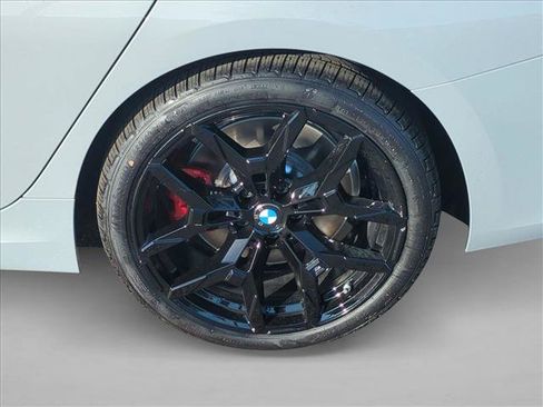 New 2026 BMW 330i Sedan RWD image 10