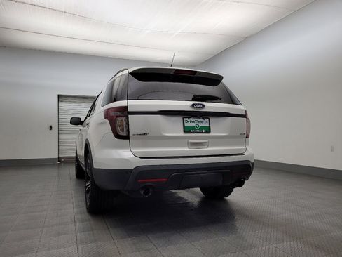 Used 2015 Ford Explorer Sport w/ Equipment Group 401A image 6